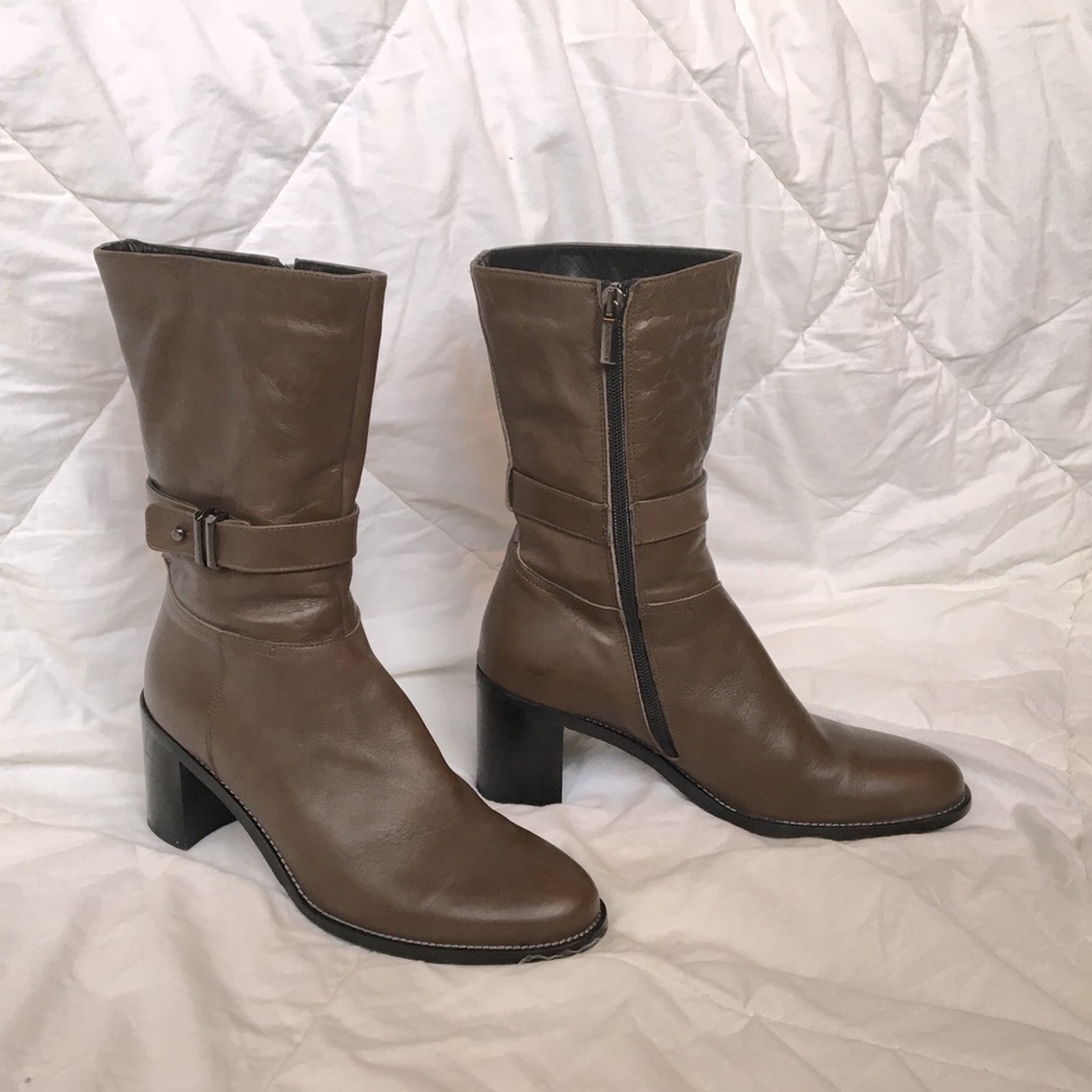 NEW Aquatalia Weatherproof Block Heel Bootie